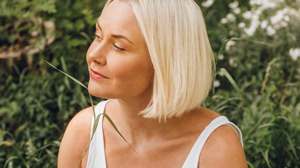 Reclaiming Your Midlife Glow_ How Hormone Therapy Supports Confidence and Energy