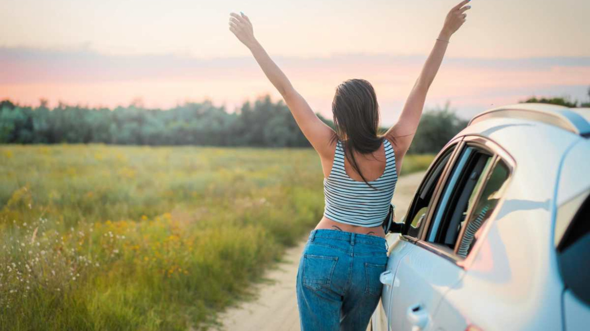 How to Use Your Old Vehicle for a Memorable Road Journey