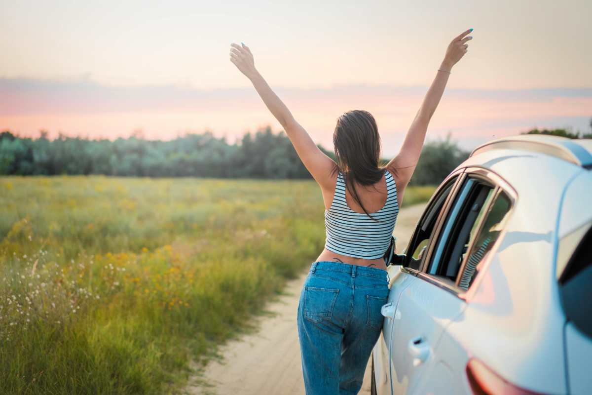 How to Use Your Old Vehicle for a Memorable Road Journey